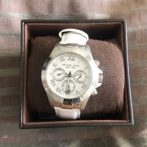 Women’s Michael Kors watch white leather